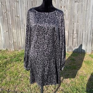 EQUIPMENT Zipporah Grey Leopard Silk V Back Dress L